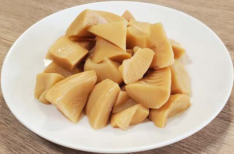 味付ソフト筍乱切 盛付例