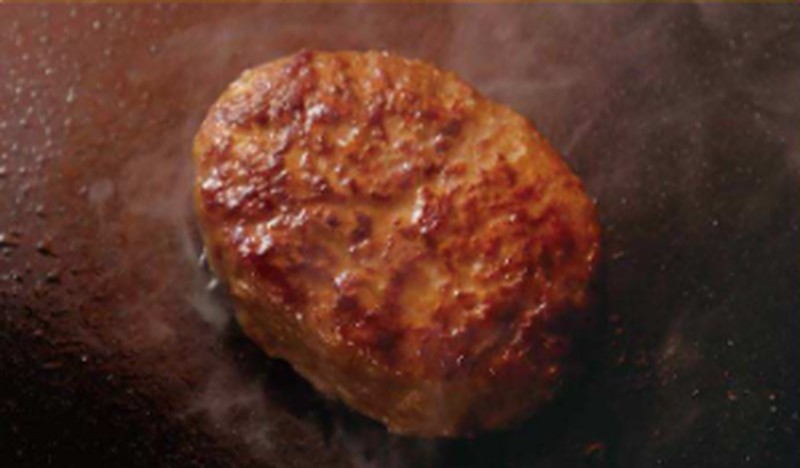 とろ~りチーズインハンバーグ 調理イメージ
